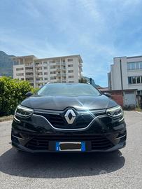 Renault Megane 1.5 blue diesel 116cv 86000 km 2021