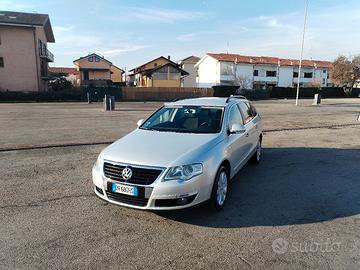 Volkswagen Passat 1.4 Benzina - Metano
