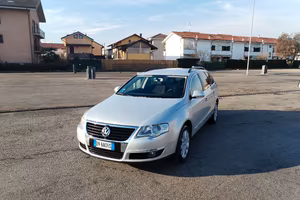Volkswagen Passat 1.4 Benzina - Metano