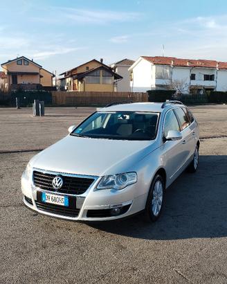 Volkswagen Passat 1.4 Benzina - Metano