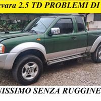 Nissan NAVARA Pick Up CABINASINGOLA