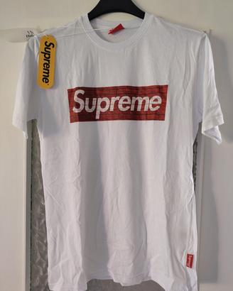 T-shirt Supreme Spain nuova con cartellino