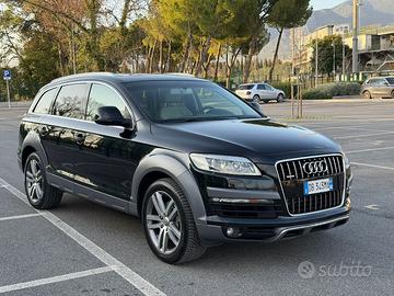 AUDI Q7 3.0 V6 TDI