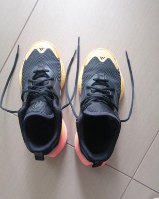 Scarpe basket Adidas