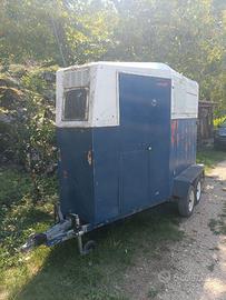 Trailer per 2 cavalli
