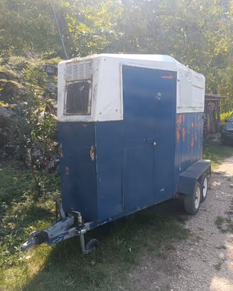 Trailer per 2 cavalli