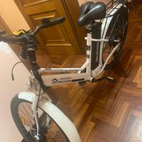 Bici elettrica EVERCROSS