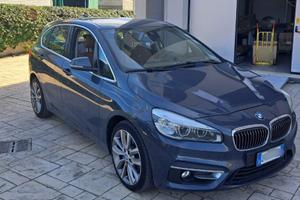 BMW Active Tourer 220d allestimento Luxury