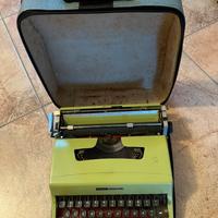 Olivetti lettera 32