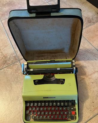 Olivetti lettera 32