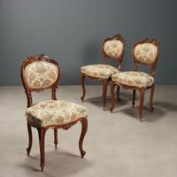 Gruppo di Tre Sedie in Stile Barocchetto in Noce