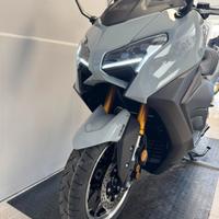 Yamaha T Max 560 TECH CERAMIC GREY