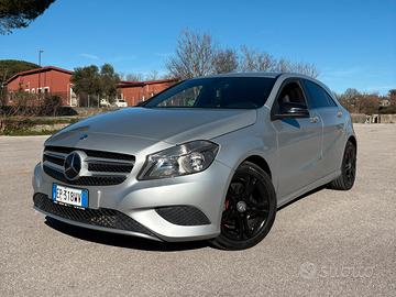 Mercedes-Benz A180 W176 Sport - ANCORA IN GARANZIA