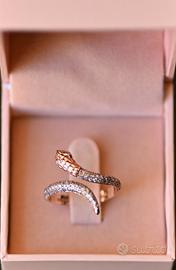 Anello Cobra di design con diamante rosa N.Fancy..