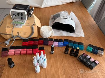 Kit per ricostruzione unghie
