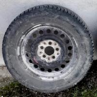 Cerchi + pneumatici usati Nexen misura 195/65 R15