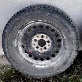 Cerchi + pneumatici usati Nexen misura 195/65 R15