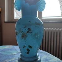 Vaso antiquariato in opalina azzurra