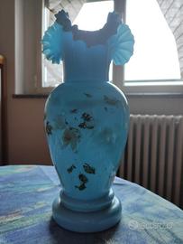 Vaso antiquariato in opalina azzurra