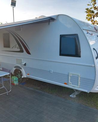 Bürstner Averso Top 520 TK (2015) – Full Optional