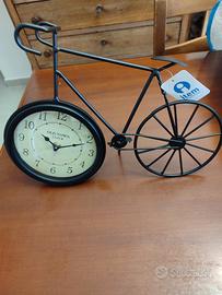 orologio soprammobile funzionante mai usato 