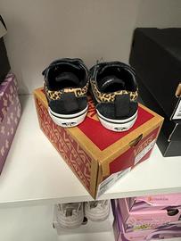 Scarpa bambina nera Vans
