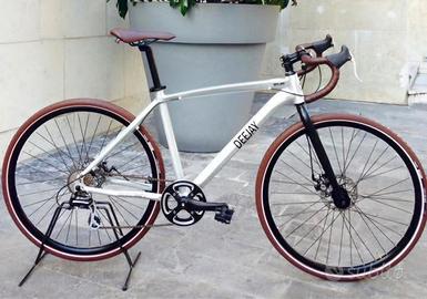 Bicicletta gravel Radio Deejay edizione limitata 
