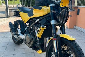 Husqvarna svartpilen 401