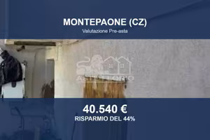 Immobile in asta di 135 m² con più di 5 locali a M