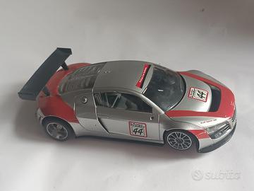 SLOT 1/32 - NSR AUDI R8
