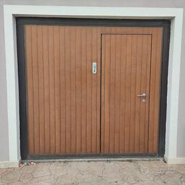 Porta basculante per garage