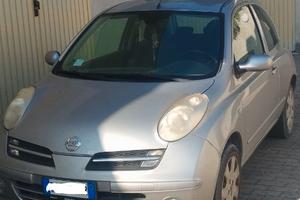 Micra 1.2 benzina  € 1.600 trattabili