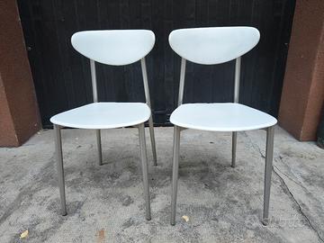 2 Sedie Bianche in Metallo - Molto Robuste