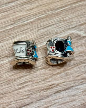 2 charms ciondoli Pandora Alice in wonderland