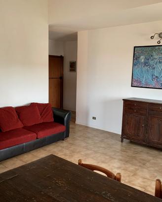 Camera in attico a Treviso, via Albona