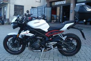 Triumph Street Triple 765 R