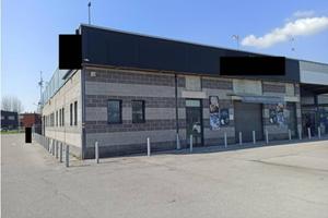 Immobile in asta di 720 m² con 1 locale a Merone