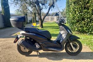 PIAGGIO Beverly 300