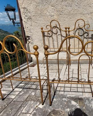 Letto matrimoniale antico in ferro battuto 
