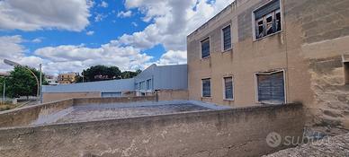 Massafra due appartamenti allo stato grezzo