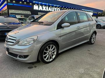 Mercedes-benz B 180 CDI 1 PROPRIETARIO (SI)