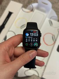 Apple Watch series 5, 40 mm