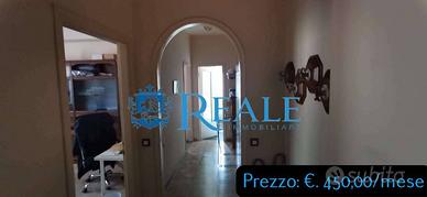 Stanza in appartamento di 75 m² a Milano