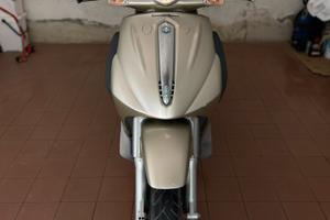 Piaggio Beverly 500
