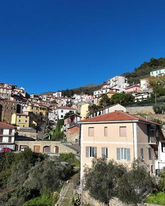 BIFAMILIARE A PIETRABRUNA