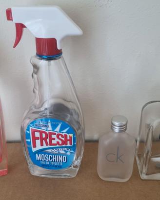 Boccette di profumo vuote