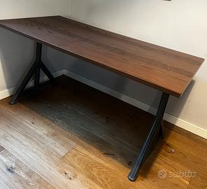 IDÅSEN Scrivania Ikea
