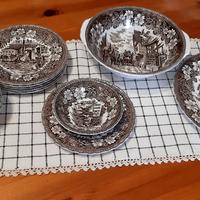 Servizio porcellana Royal Tudor Coaching taverns.