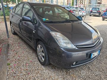 Toyota Prius 1.5i 16V