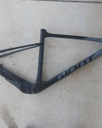 telaio giant xtc carbonio TG L